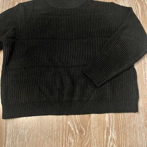 SHEIN Black Crewneck Sweater with Chunky Ribbed Knit and Long Sleeves